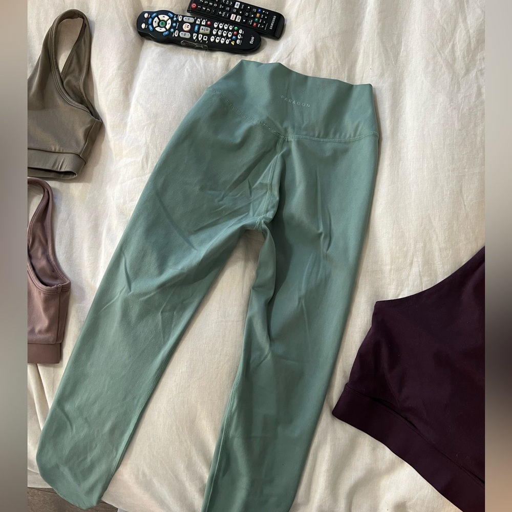 Paragon leggings aloe green